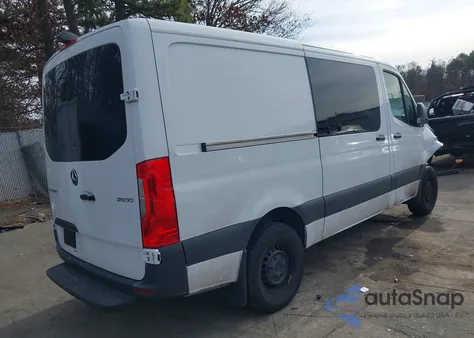 2024 Mercedes-Benz Sprinter 2500 Standard Roof 4-Cyl Diesel из США, поврежденный, VIN W1W4KBHY7RT175475